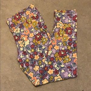 Lularoe TC Disney leggings